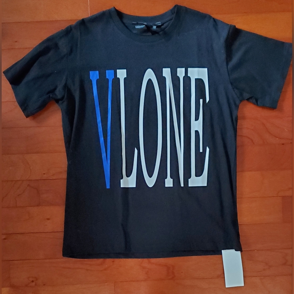 VLONE Black and Blue Snake Graphic Tee - Picture 2 of 7
